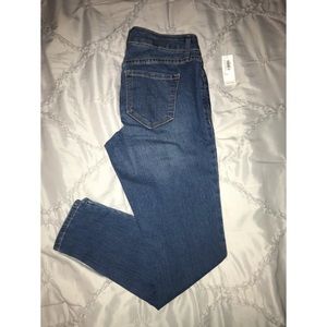 Mid rise super skinny ankle jeans